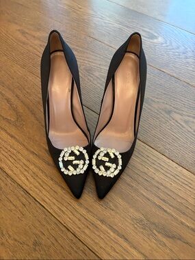 Gucci Black Pointed-Toe Pumps with Crystal GG Emblem